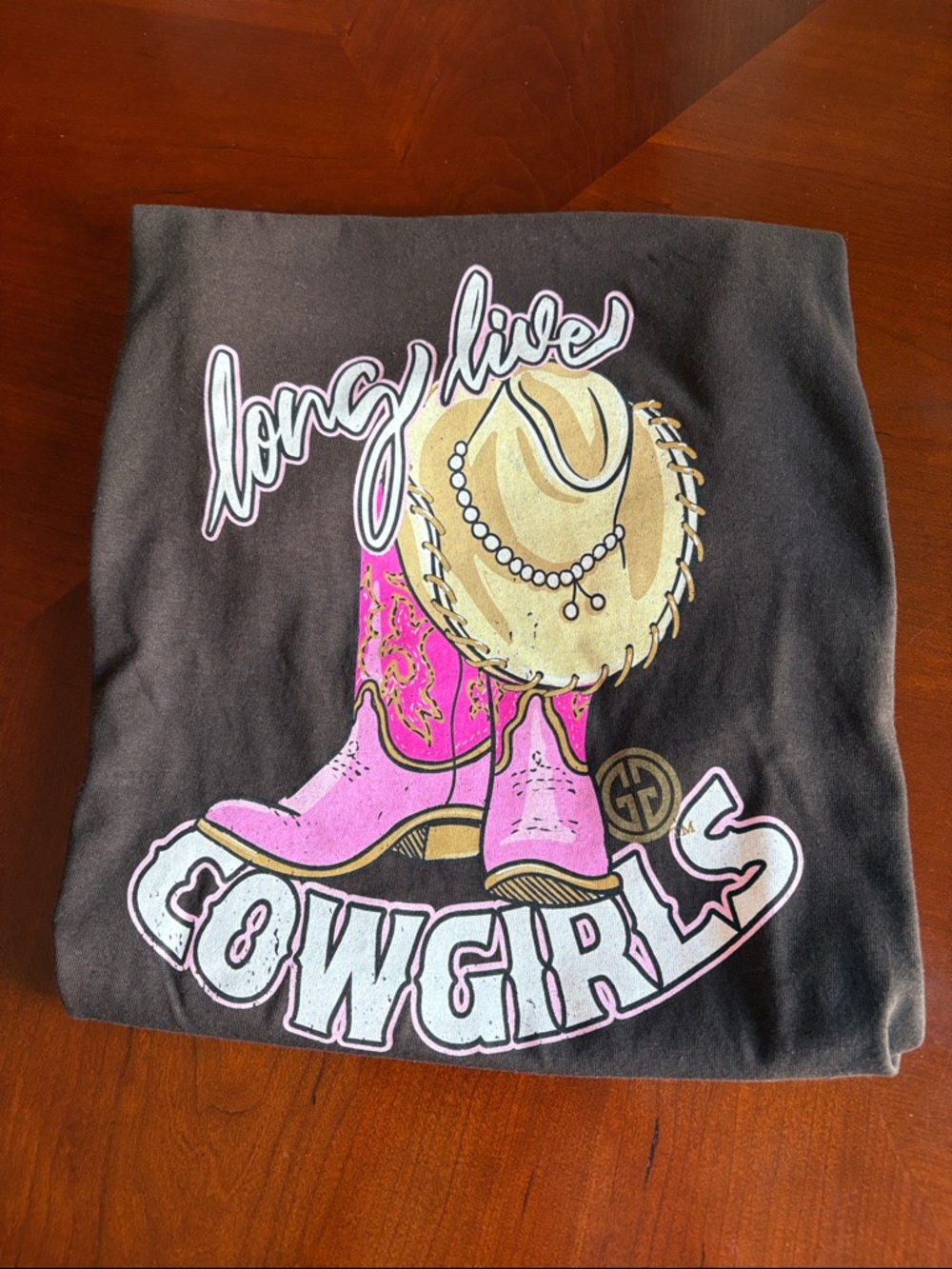 Long Live Cowgirls Graphic Tee - Brown with pink